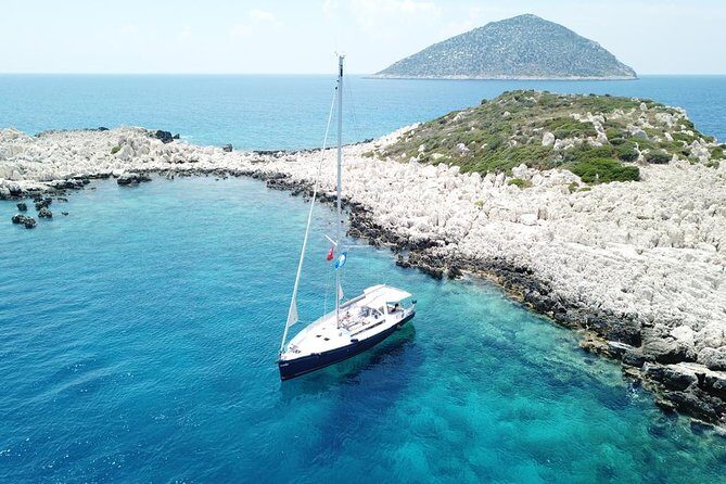 Sailing Day Tour with skipper and private chef in Kas Islands - Who this sailing day tour suits best