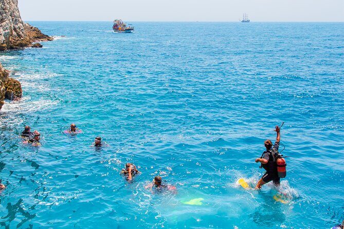 Scuba Diving in Side - What you’ll do in the water: instruction, practice, and underwater sights