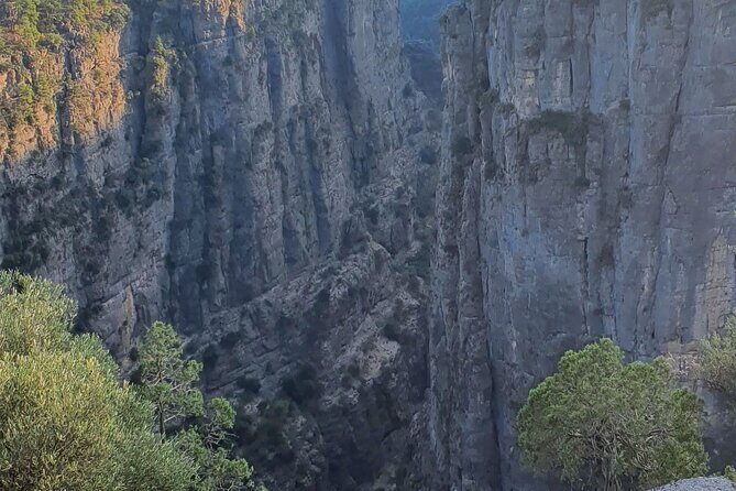 Side: Adler Canyon - Lunch near the Köprülü River and the rafting stretch