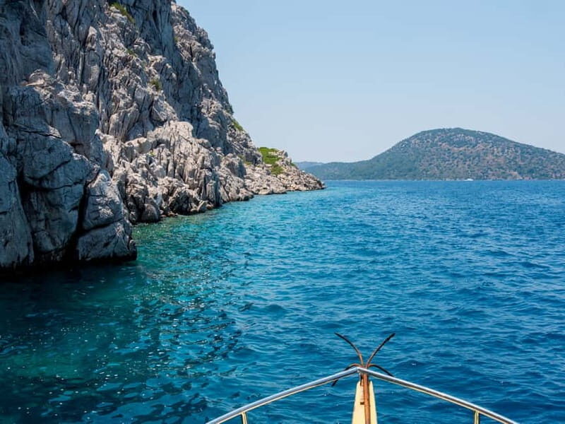 Side: Dolphins Island Cruise with Swimming Stops and Lunch - Choosing the route: Side peninsula vs Alanya direction