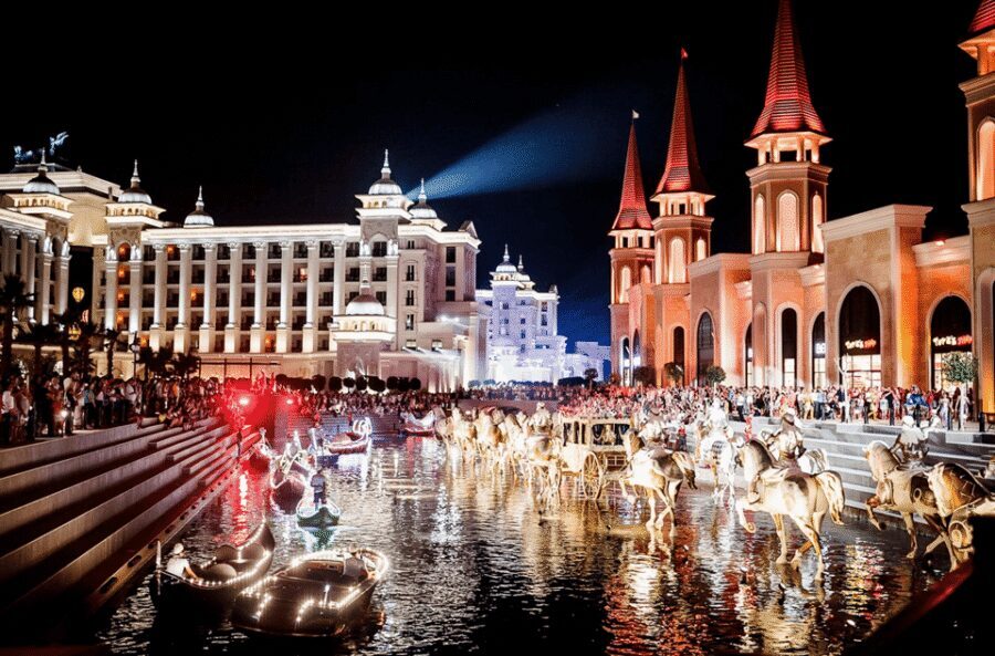 Side: Land of Legends Bus Transfers and Boat Parade - How to Make the Most of Your 4 Hours