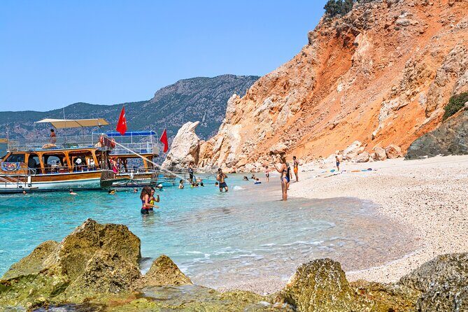Suluada Island Boat Trip incl. Lunch and Transfer f/Kemer - Suluada Island and the Love Cave: where the water time actually happens