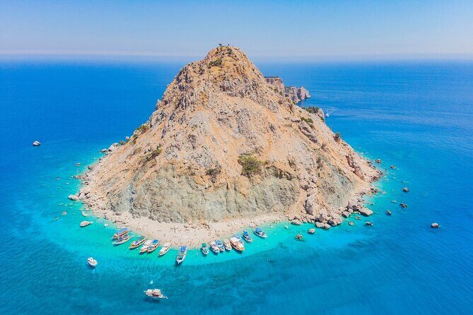 Suluada Island Boat Trip incl. Lunch and Transfer f/Kemer - Akseki Bay (Love Island): the cave stop and the myth factor