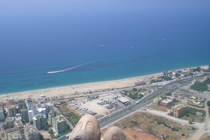 Tandem Paragliding in Alanya - Gear, comfort, and the wide age/weight limits